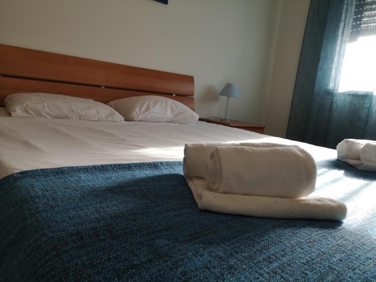 Pro Touristic Peniche Surf & Beach Apartman Kültér fotó